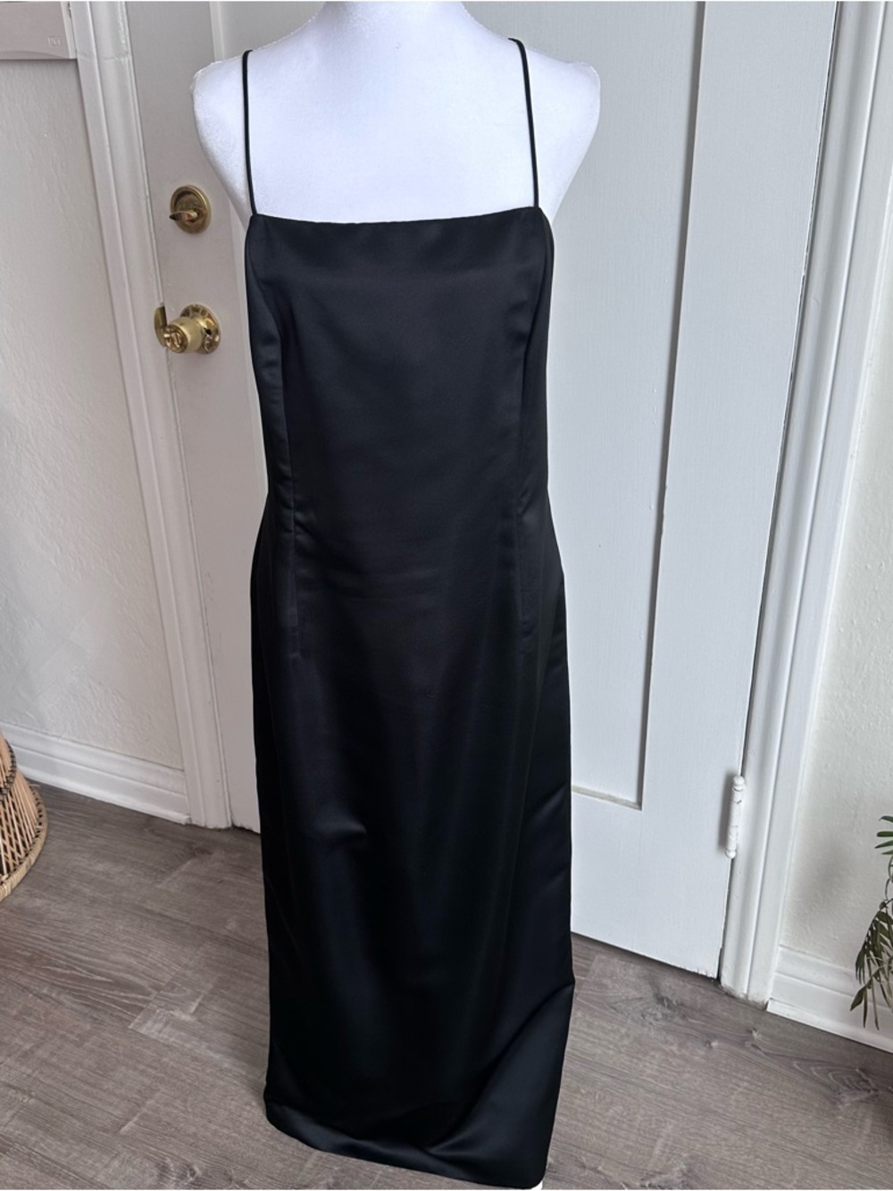 Vintage Minimalist 90s Black Formal Dress with Straps and Slit. Size: 14